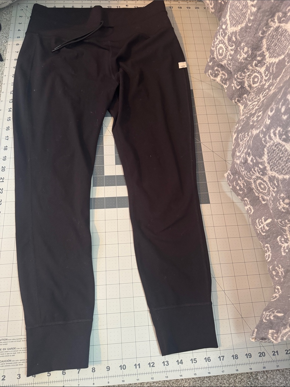 Vuori Black Women's Leggings Joggers
